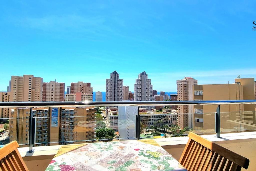 Апартаменты Terraza Chill Out! Torres D' Oboe Бенидорм Экстерьер фото
