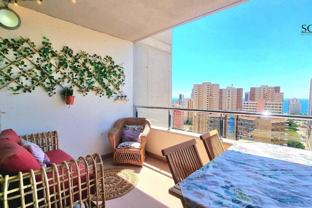 Апартаменты Terraza Chill Out! Torres D' Oboe Бенидорм Экстерьер фото